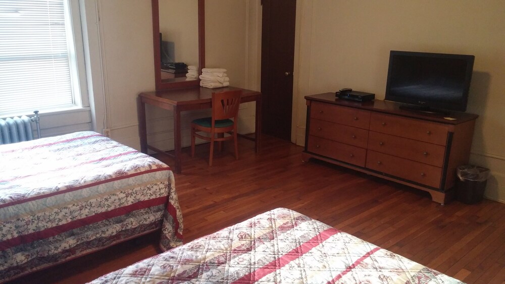 Guestroom