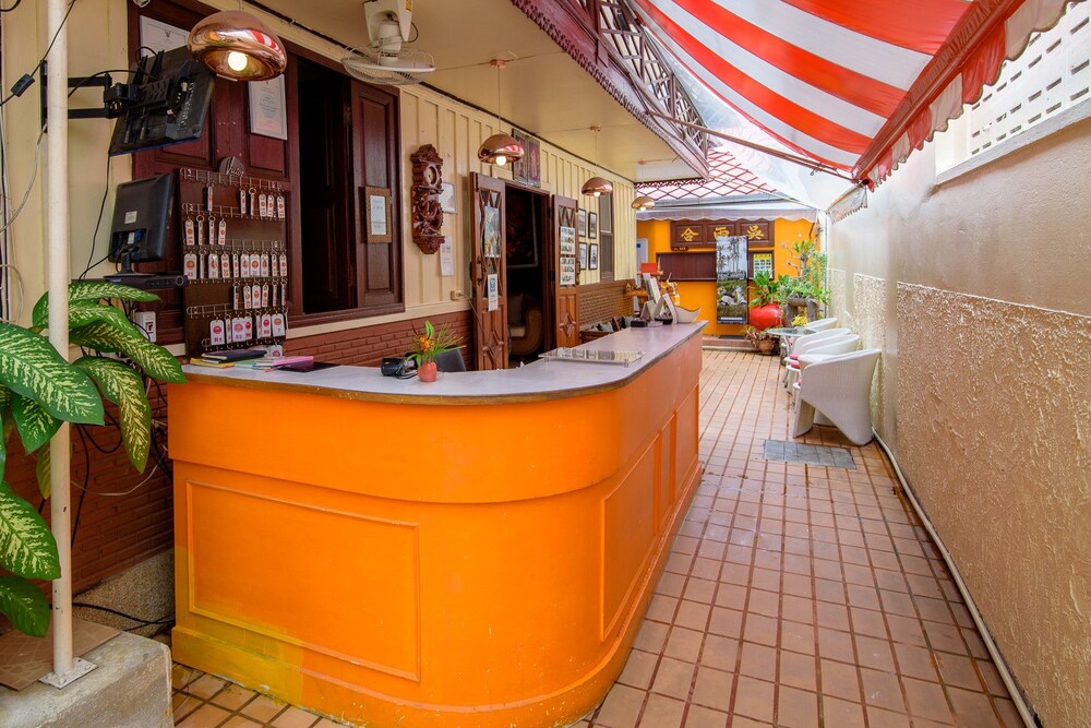 Check-in/Check-out Kiosk