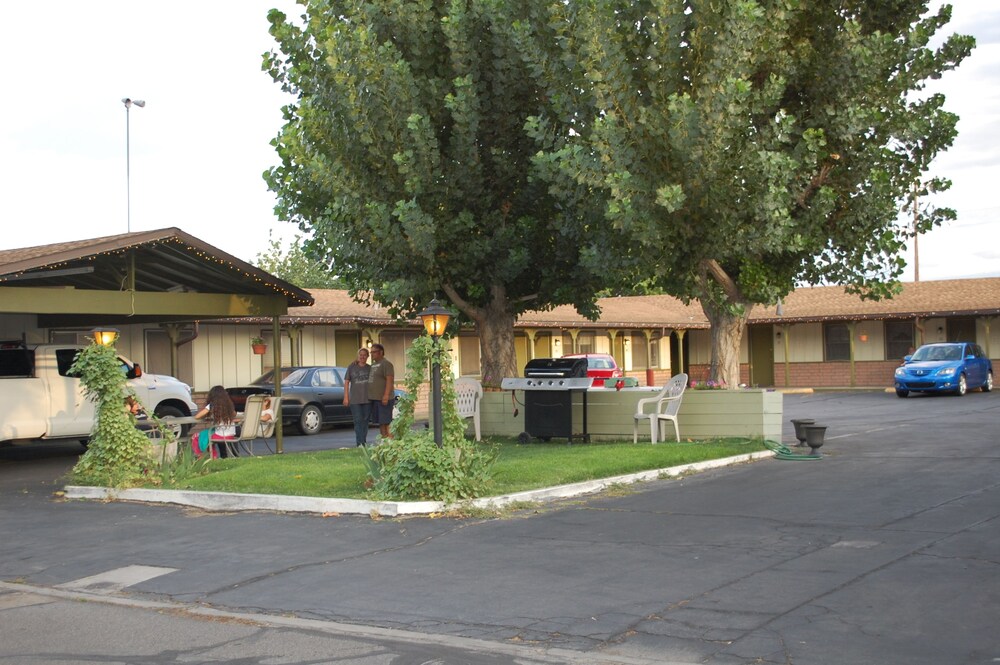 Hotel Front