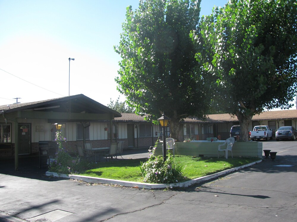 Hotel Front
