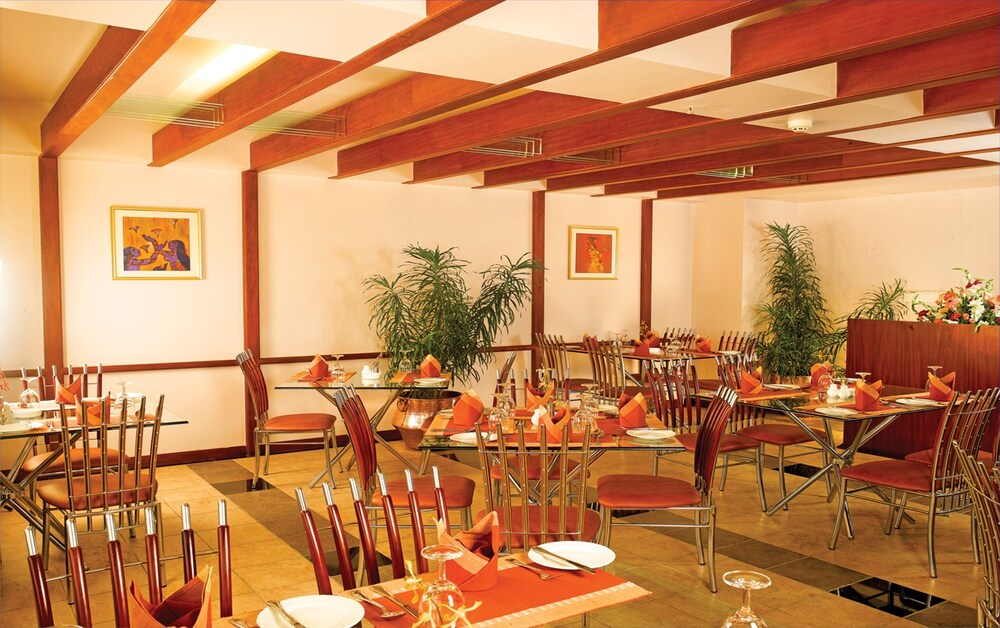 Family Dining