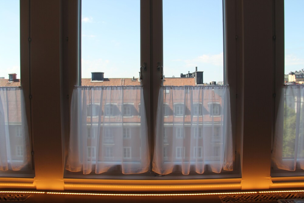 Guestroom View