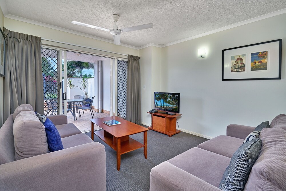 Apartment, 1 Bedroom - Living Area