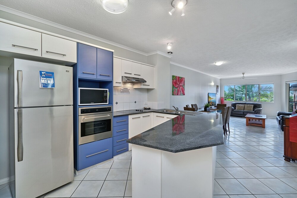 Apartment, 3 Bedrooms - In-Room Kitchen