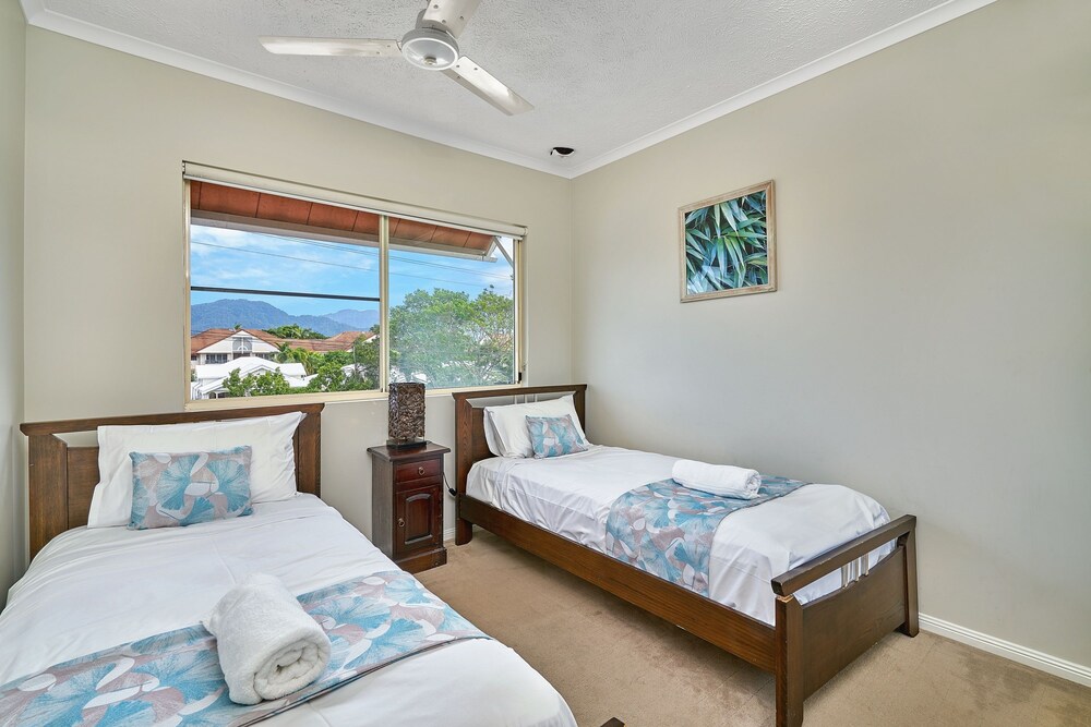 Apartment, 3 Bedrooms - Guestroom