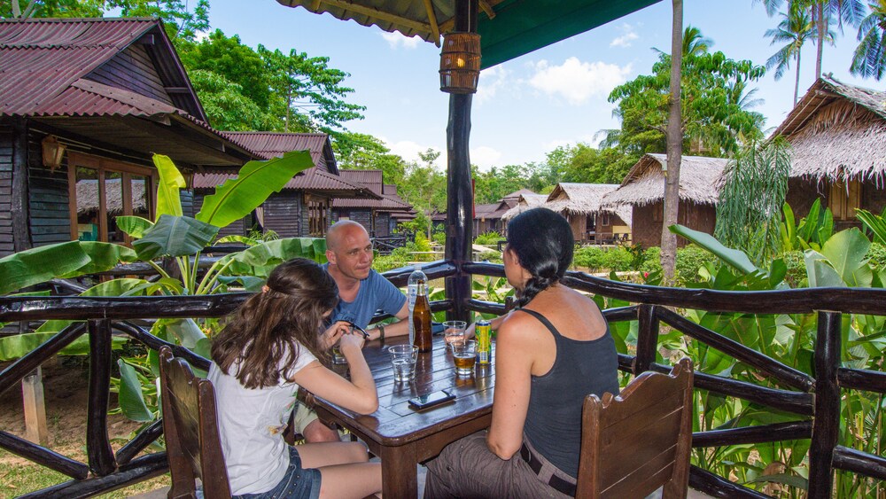 Family Dining