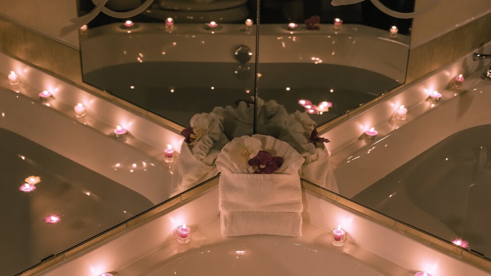 Jetted Tub