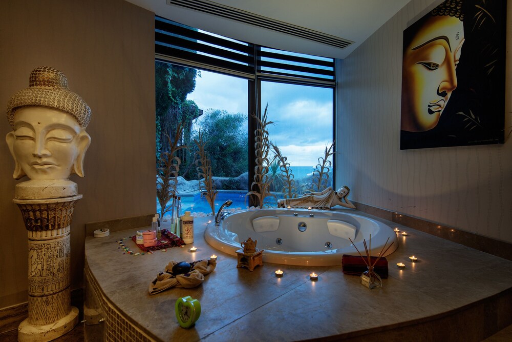 Bain à remous intérieur