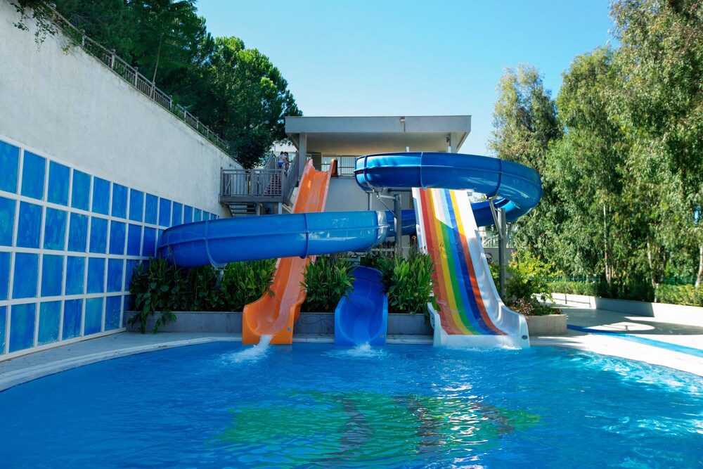 Toboggan aquatique