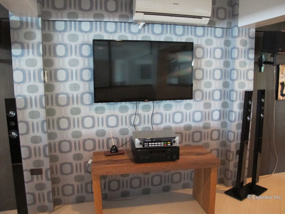 Karaoke Room