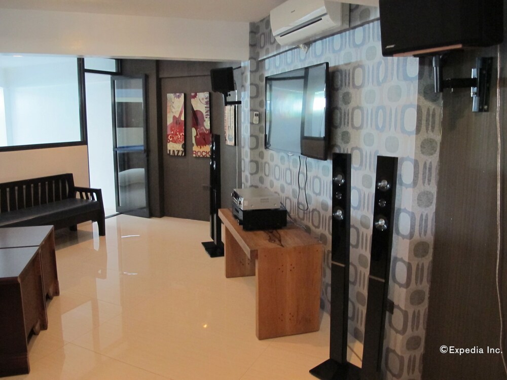 Karaoke Room