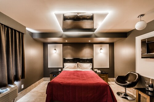Olux Hotel Motel & Suites