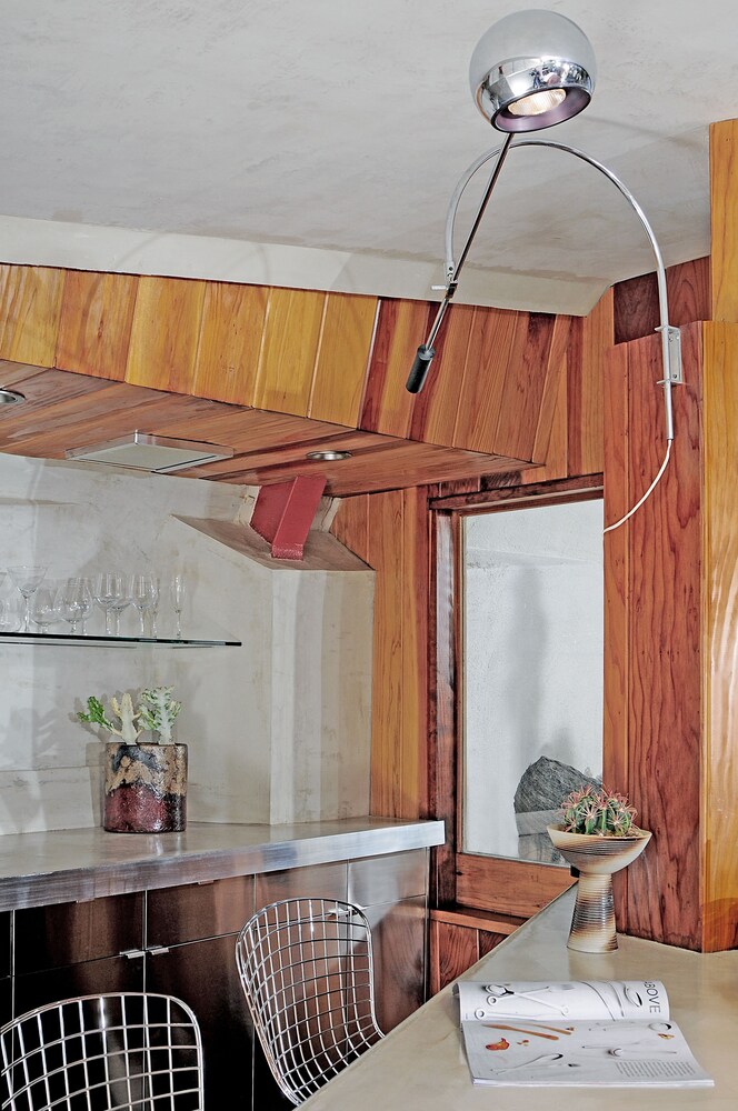 Room (HIDEAWAY) - Private Kitchen