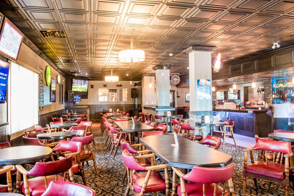 Hotel Bar