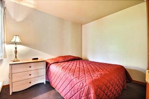 Condo, 1 Bedroom, Fireplace - Guestroom
