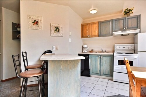 Condo, 1 Bedroom, Fireplace - In-Room Kitchen