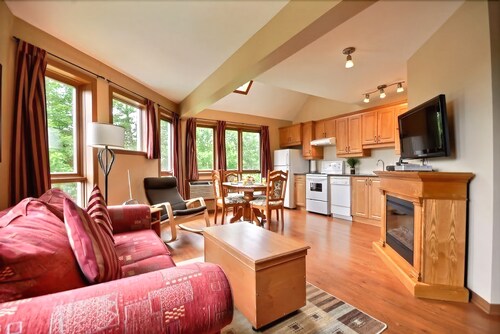 Condo, 1 Bedroom, Fireplace - Living Room