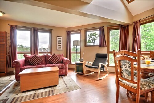 Condo, 1 Bedroom, Fireplace - Living Room