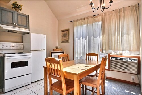Condo, 1 Bedroom, Fireplace - In-Room Kitchen
