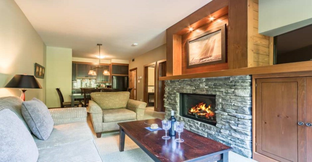 Condo, 1 Bedroom - Living Area