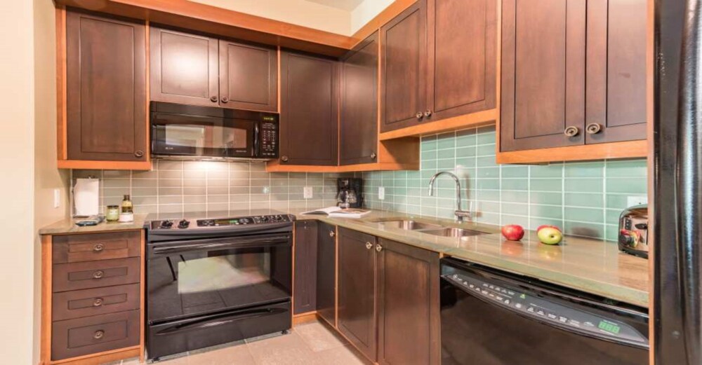 Condo, 1 Bedroom - In-Room Kitchen