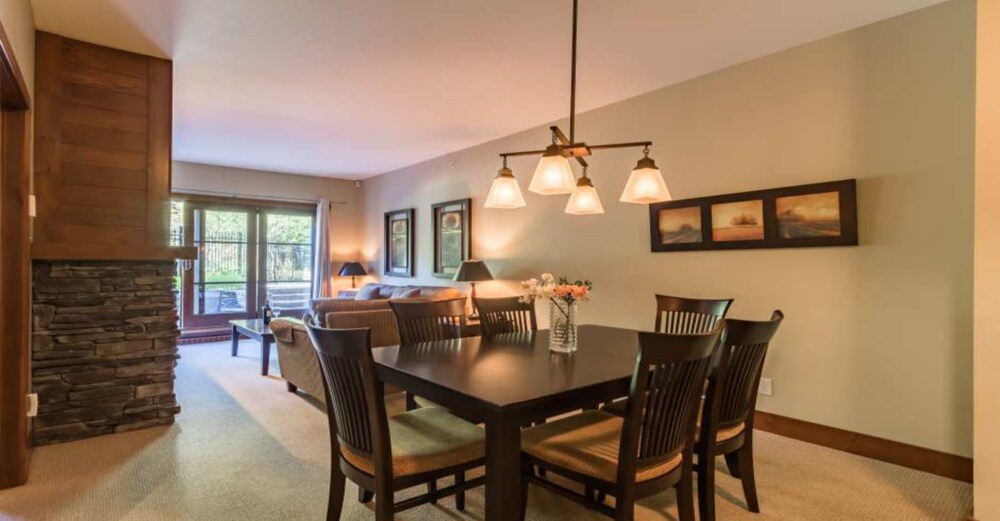 Condo, 1 Bedroom - In-Room Dining