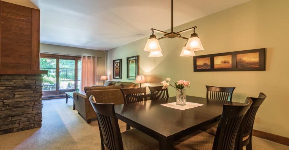Condo, 1 Bedroom - Living Area