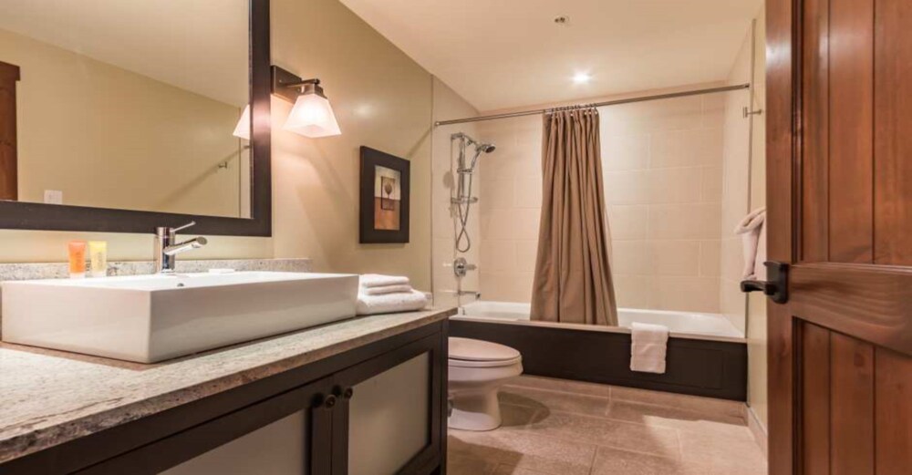 Condo, 1 Bedroom - Bathroom