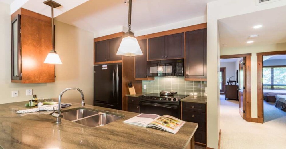 Condo, 2 Bedrooms - In-Room Kitchen