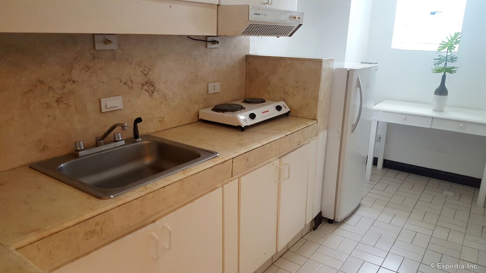 Suite, 1 Bedroom - In-Room Kitchenette