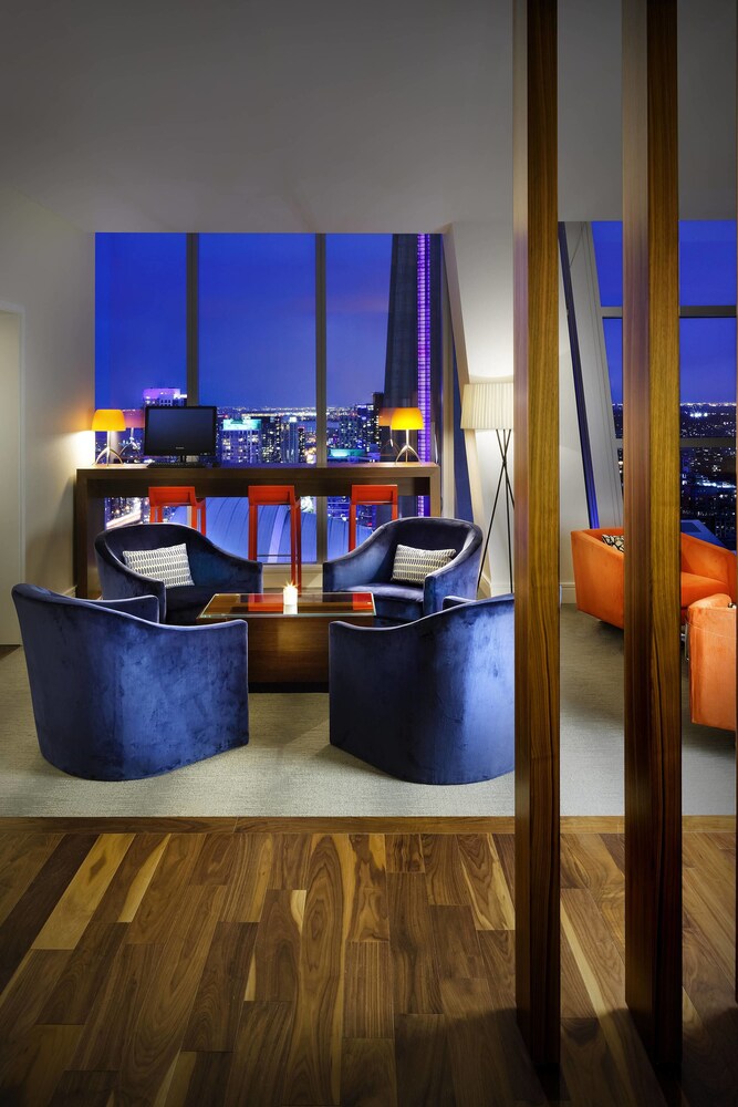 Executive Lounge
