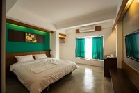 Deluxe Room, River View
