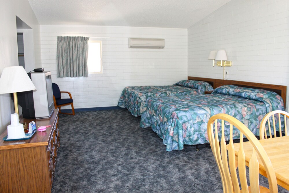Deluxe Double Room, 2 Double Beds, Kitchenette - Room