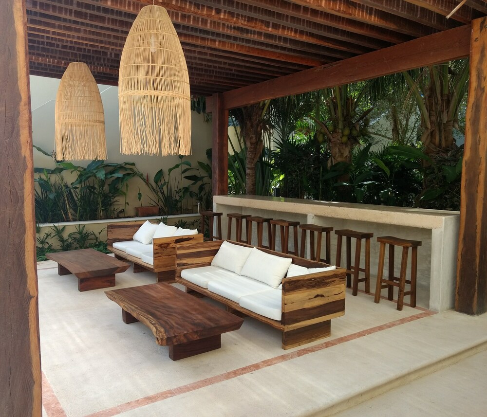 Hotel Lounge