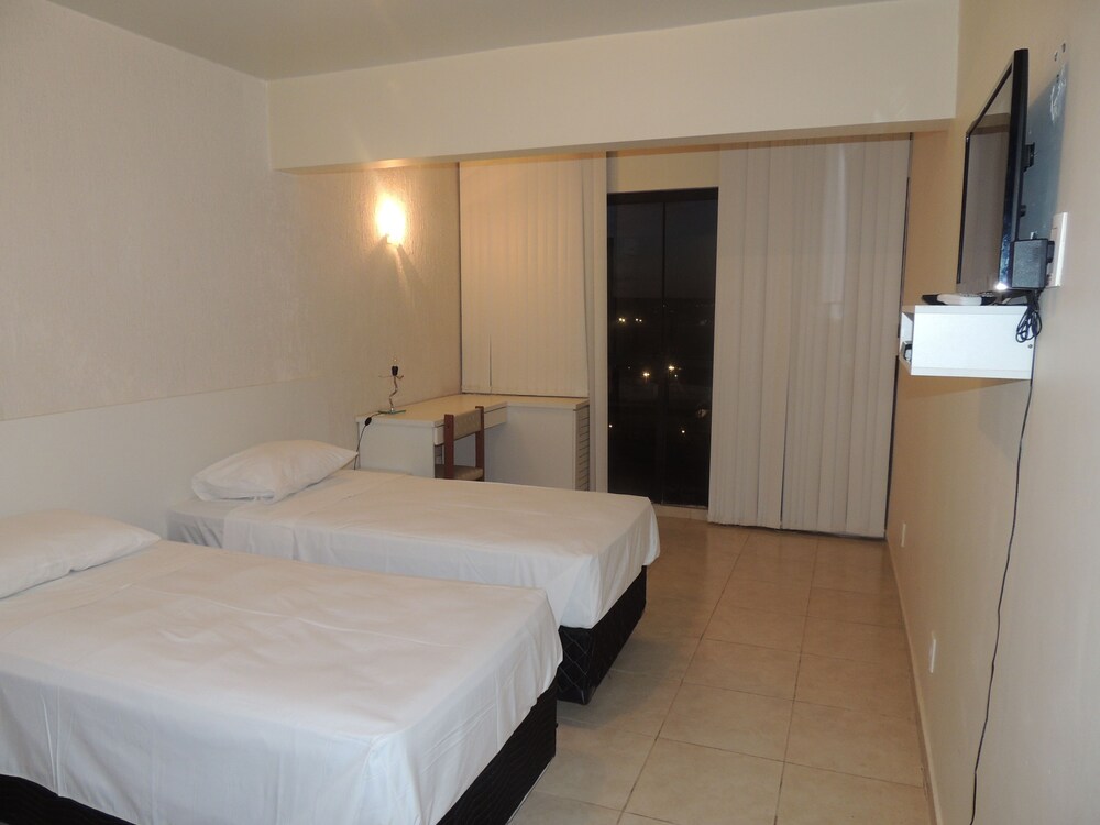 Quarto Twin Standard, 2 camas de solteiro - Quarto