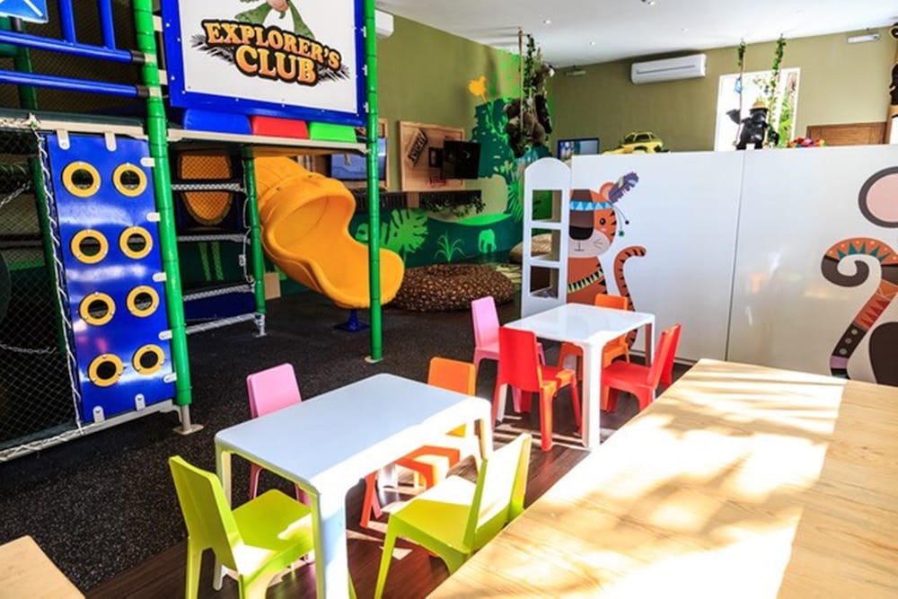 Childrens Play Area - Indoor