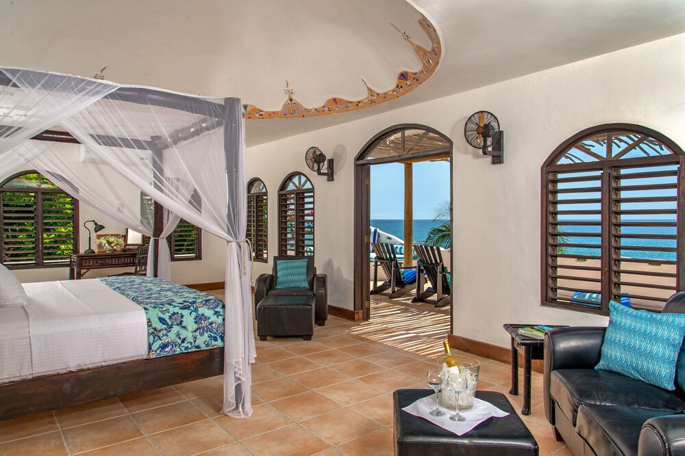 Villa, 4 Bedrooms, Ocean View - Guestroom