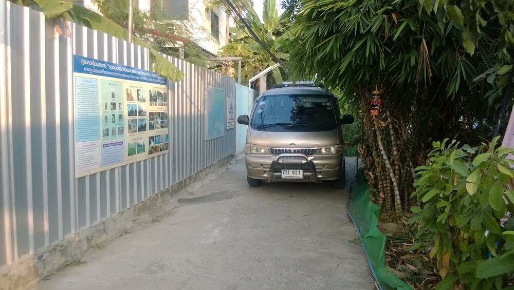 Airport Shuttle