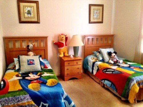 객실 (4 Bedroom Premium Pool Home)