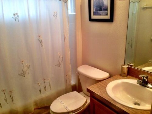 객실 (4 Bedroom Premium Pool Home)
