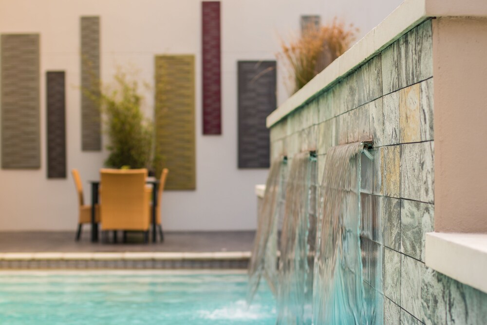 Cascade de piscine