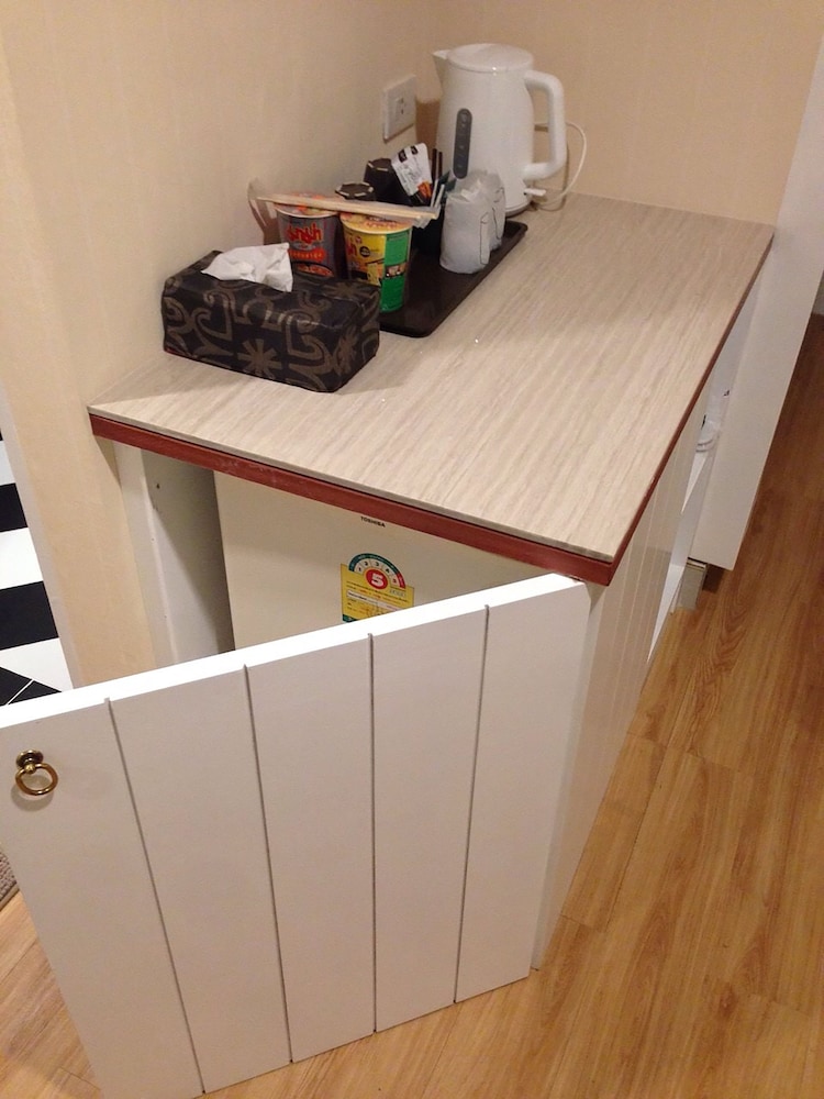 Mini-Refrigerator