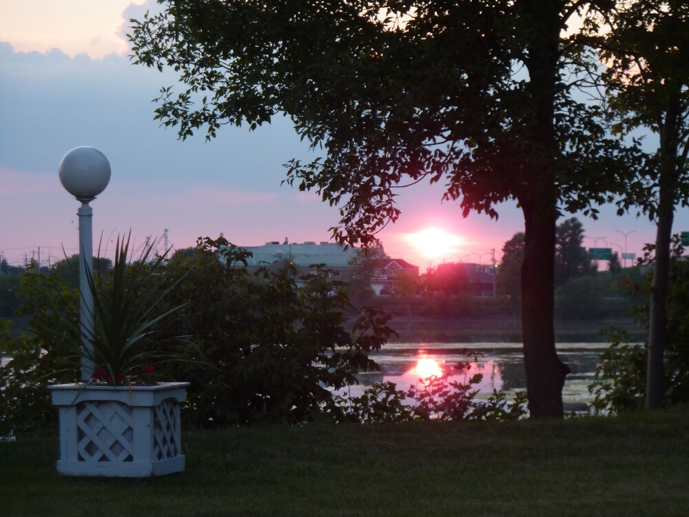Lake View