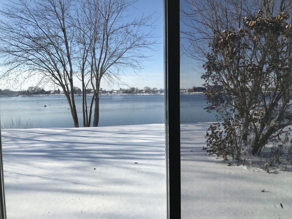 Guestroom View