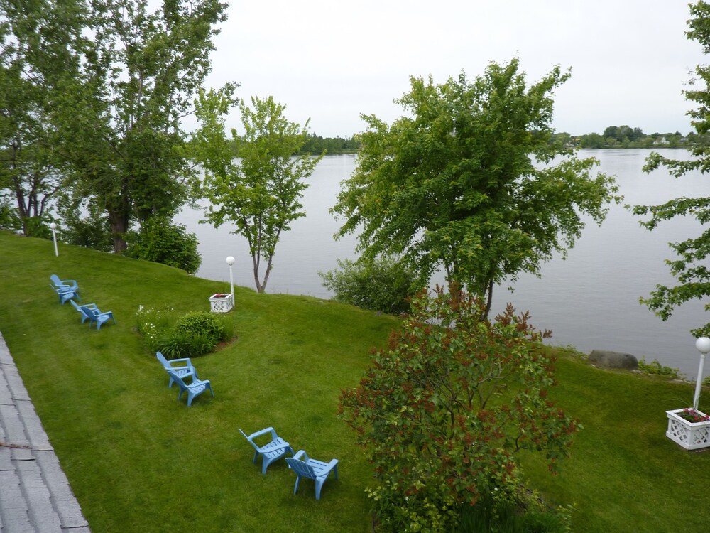 Lake View