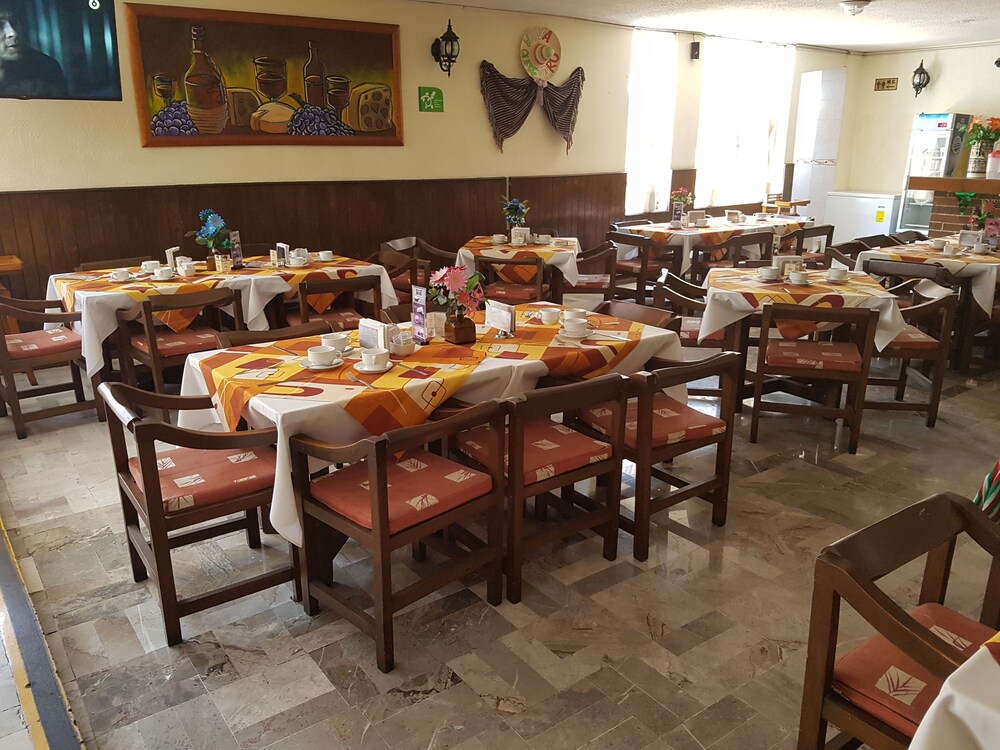 Family Dining