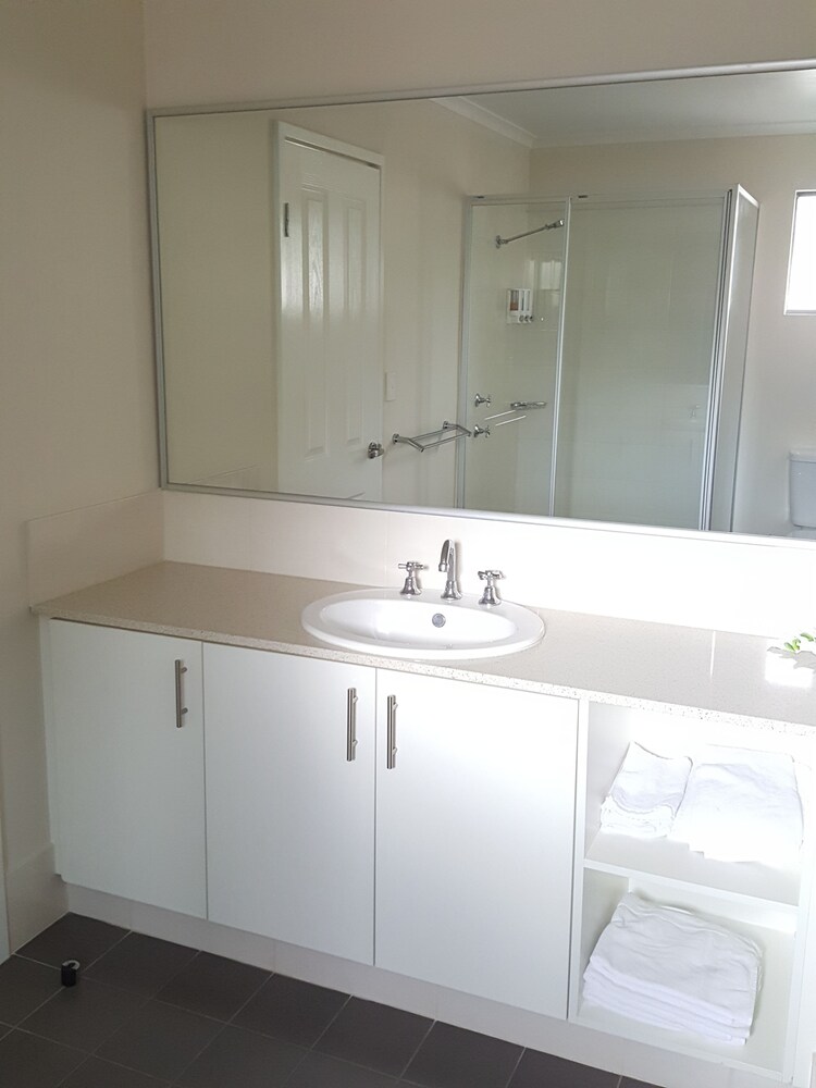 Deluxe Villa, 3 Bedrooms - Bathroom