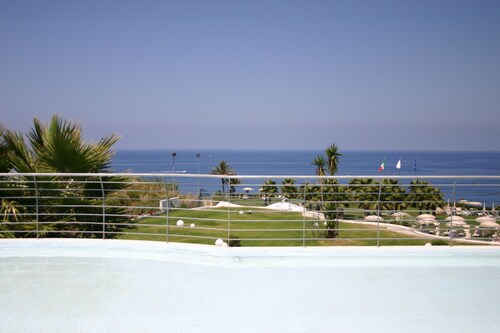 Infinity Resort & Spa