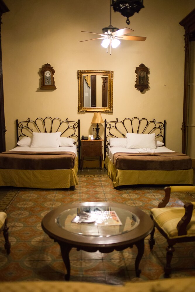 Guestroom