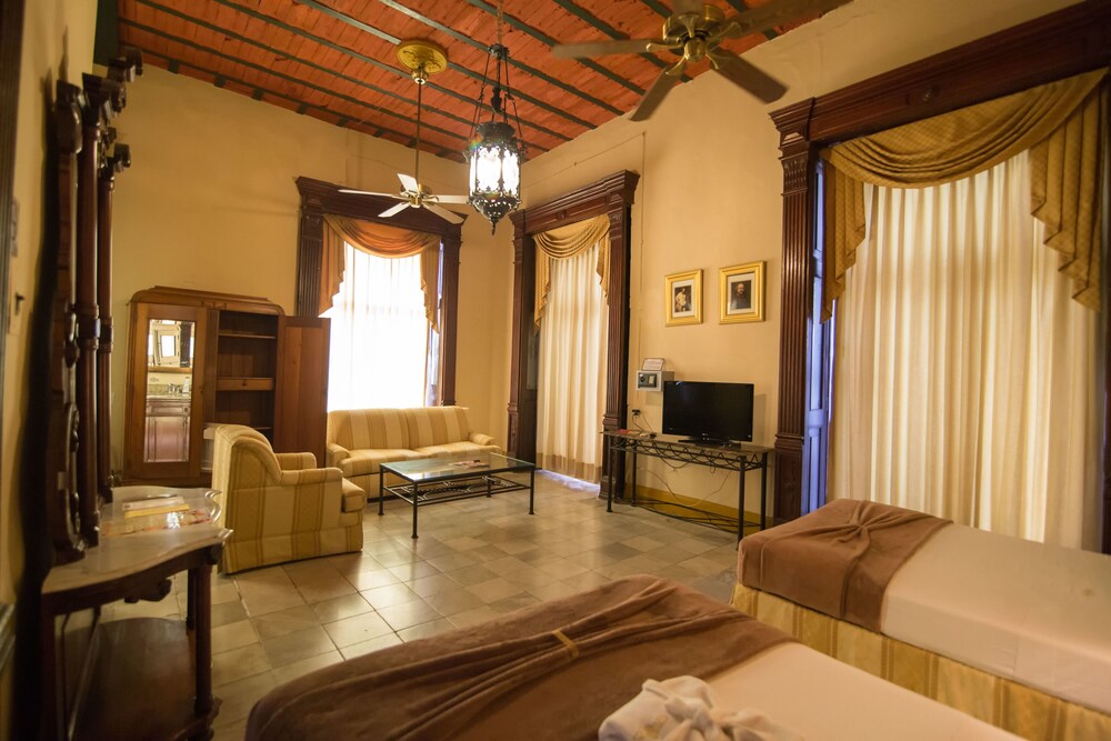Guestroom